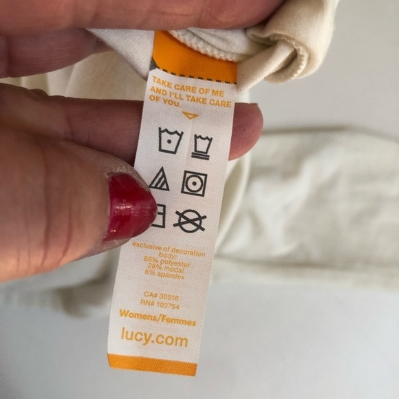 Lucy.com size XL Ivory cardigan / long sleeve shrug W/ pockets perfect NWOT - Picture 6 of 11